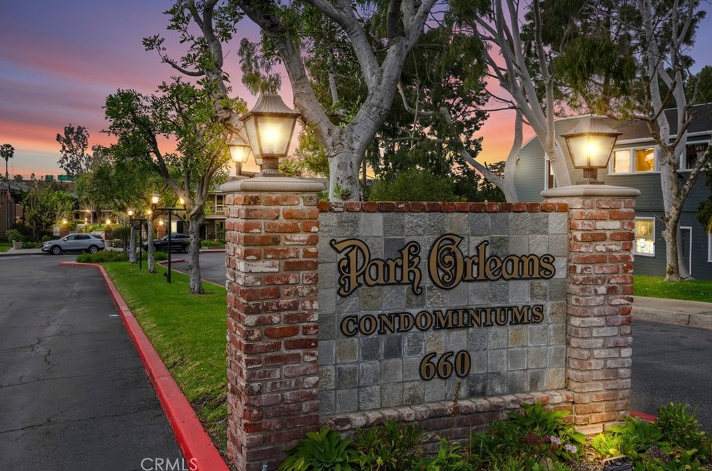 660 S Glassell St #28, Orange, CA 92866