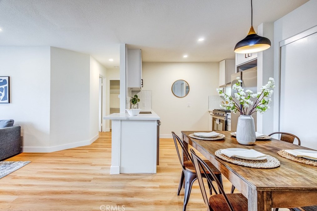 327 Chestnut Ave #207, Long Beach, CA 90802