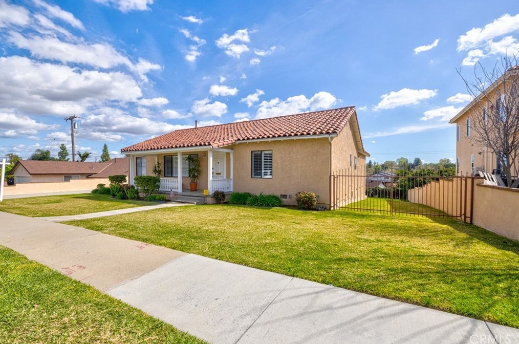15616 Lemon Dr, La Mirada, CA 90638
