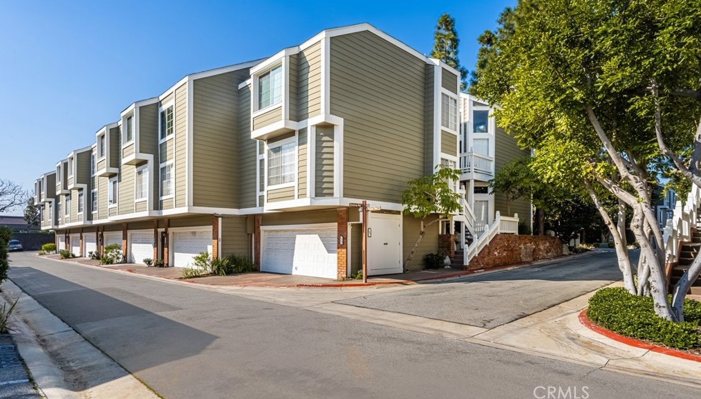 3027 Croyden Bay #96, Costa Mesa, CA 92626