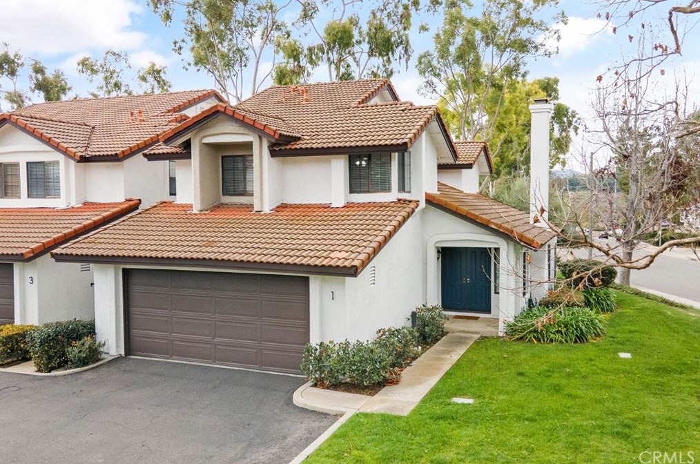1 Raven Hill Ln, Laguna Beach, CA 92653-6000