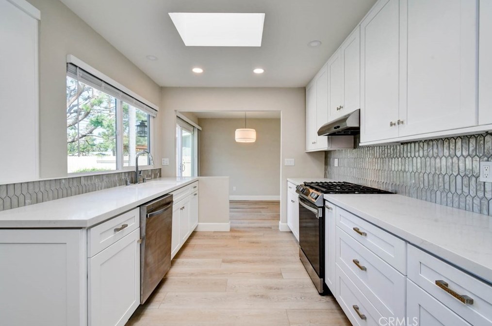 13071 Chirping Sparrow Way, Tustin, CA 92780-3921