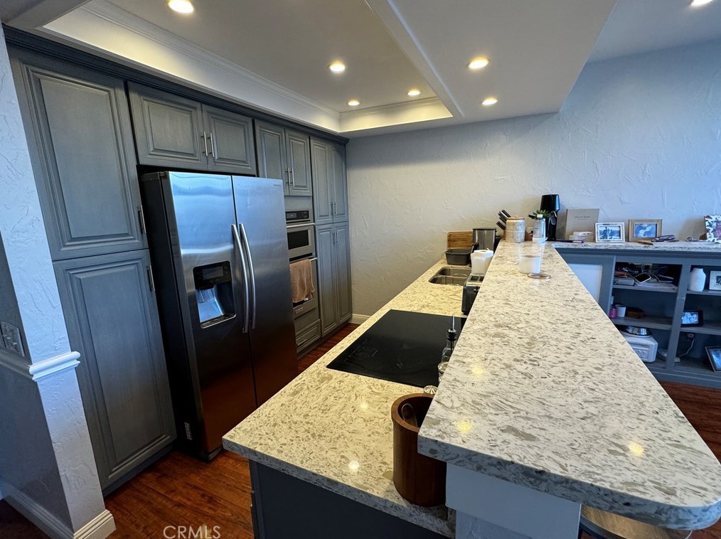 8319 Marina Pacifica Dr, Long Beach CA  90803-3805 exterior