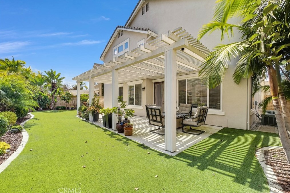 10 Waterside Cv, Buena Park CA  90621-1664 exterior