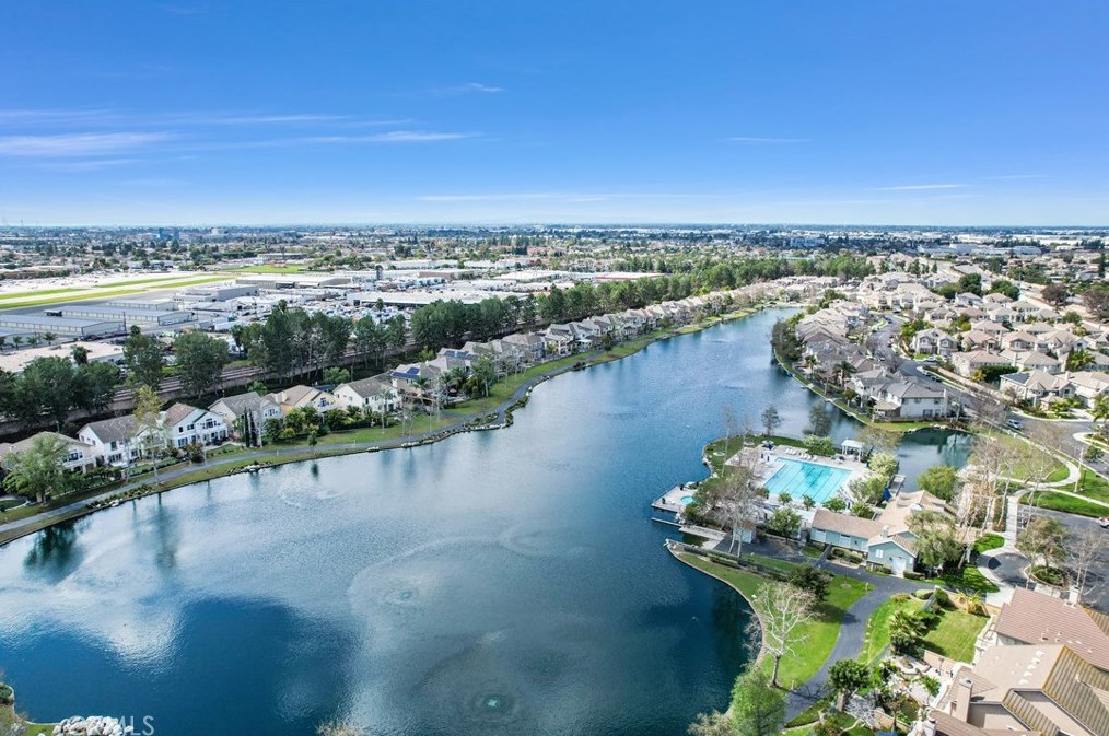 10 Waterside Cv, Buena Park CA  90621-1664 exterior