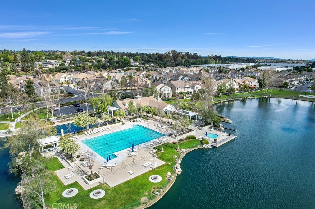 10 Waterside Cv, Buena Park CA  90621-1664 exterior