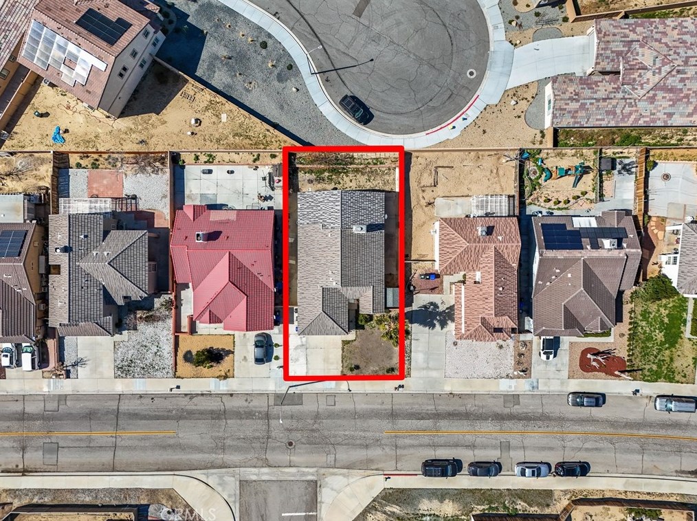 16352 Manchester St, Victorville CA  92394-1588 exterior