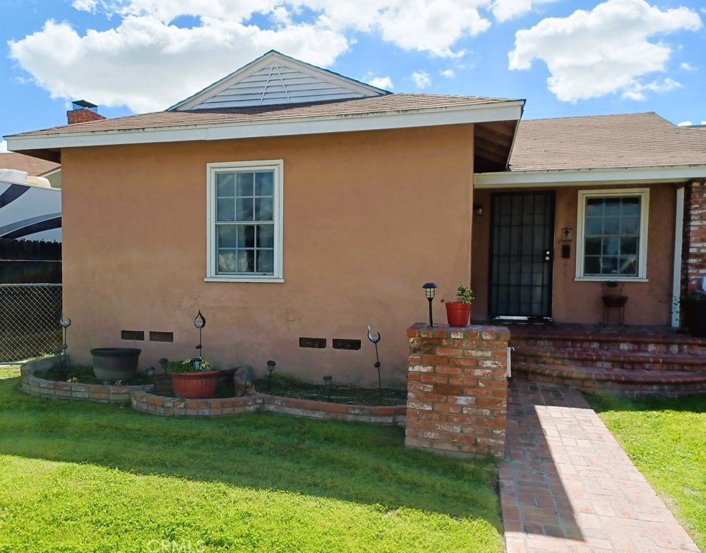 10900 Tolly St, Norwalk, CA 90650
