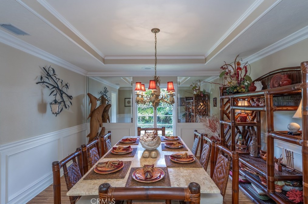 255 Owens Dr, Anaheim CA  92808-1327 exterior