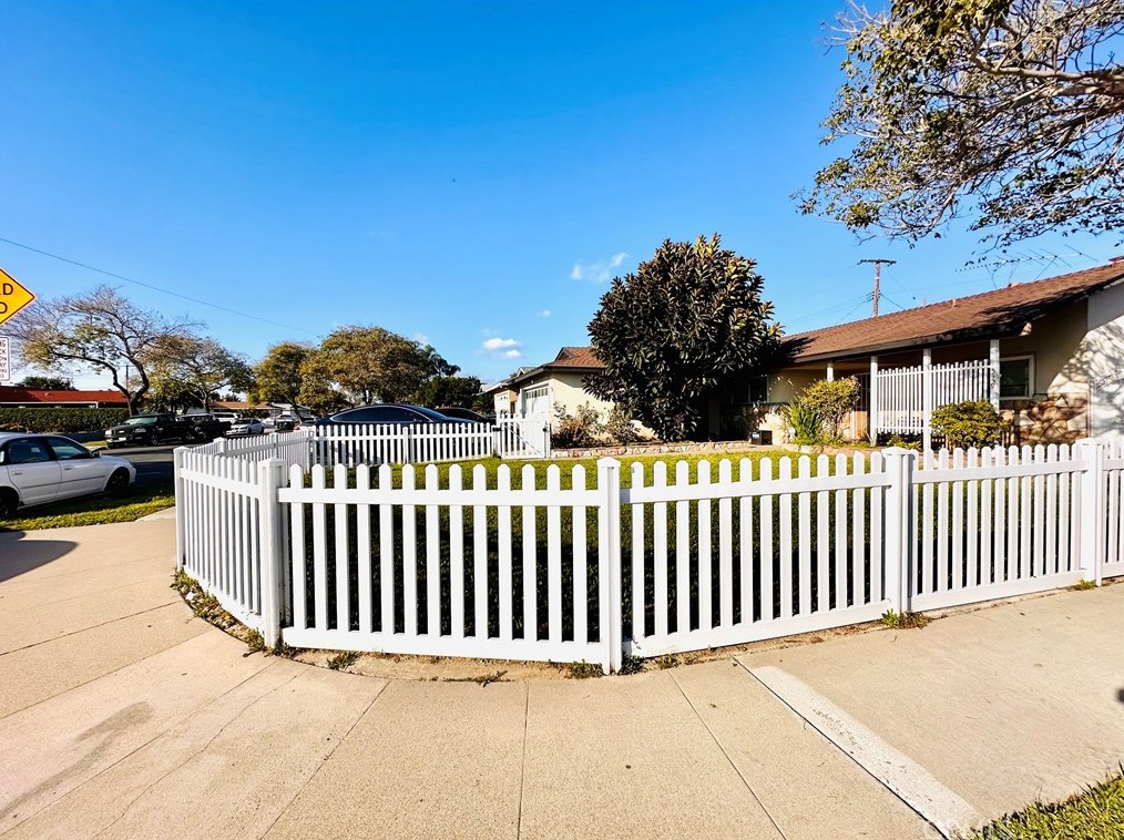 529 S Everglade St, Santa Ana, CA 92704