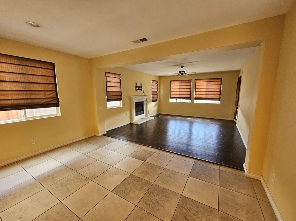 2284 Finch Cir, San Jacinto, CA 92582