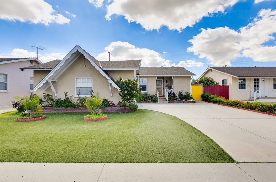 11632 Massinger St, Lakewood, CA 90715