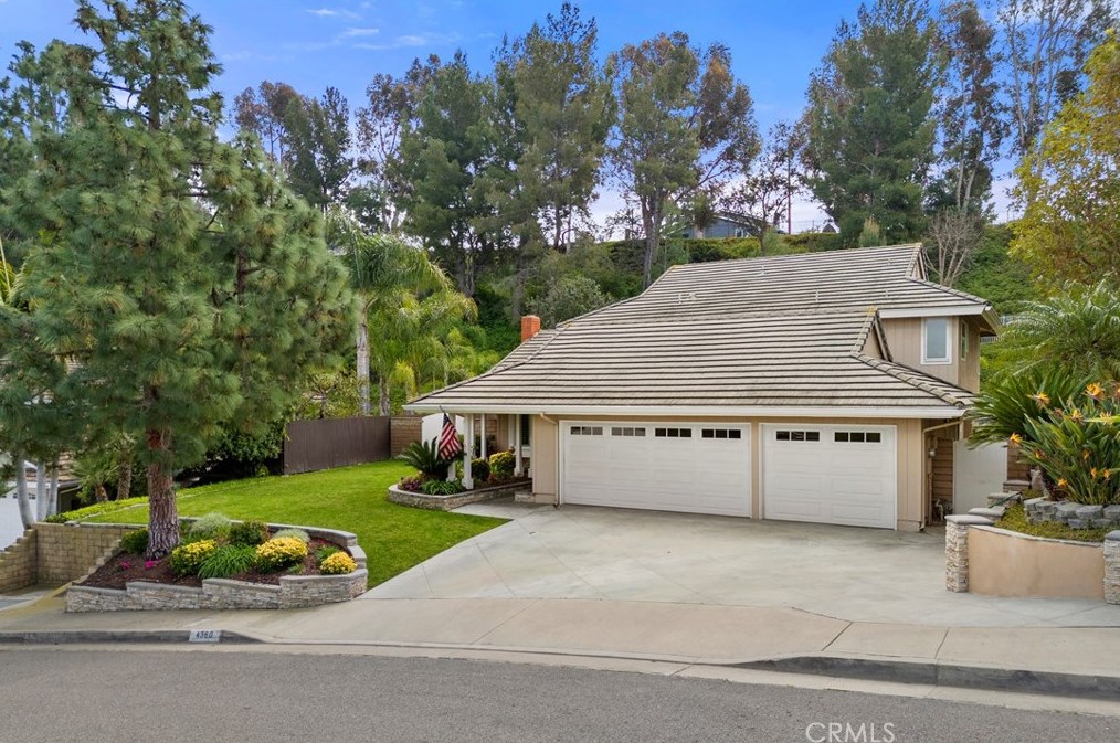 4360 Rocky Point Rd, Anaheim, CA 92807-3420
