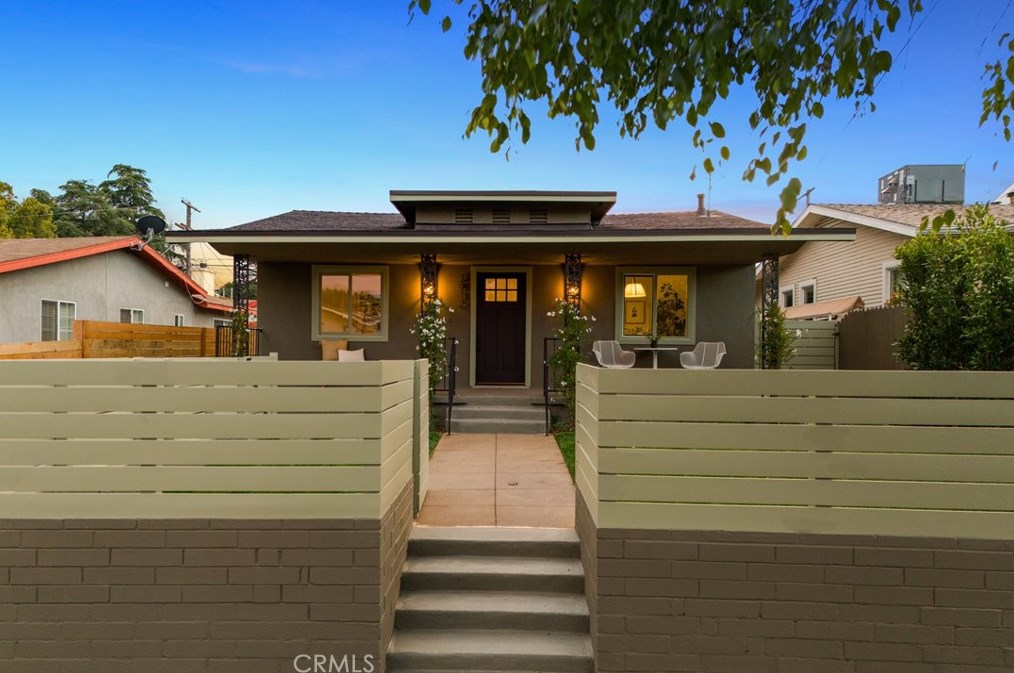 3912 Seneca Ave, Los Angeles CA  90039-1639 exterior