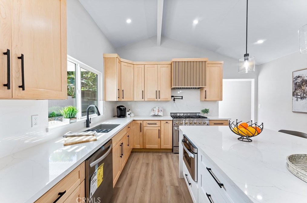 3429 Santa Clara Cir, Costa Mesa, CA 92626