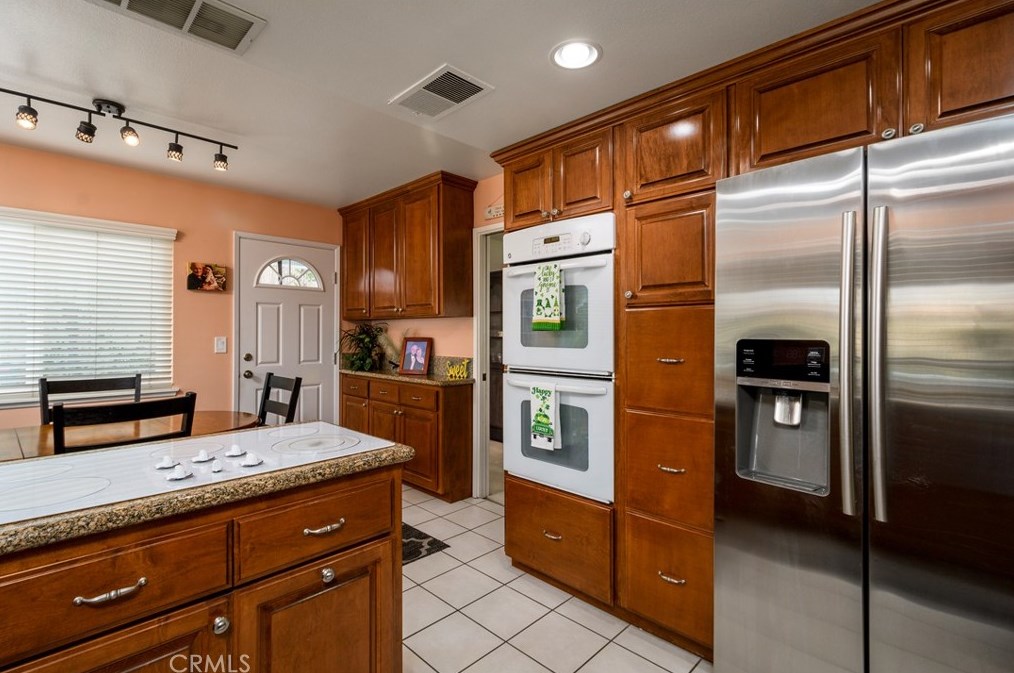 630 Country Hills Dr, La Habra CA  90631-7631 exterior