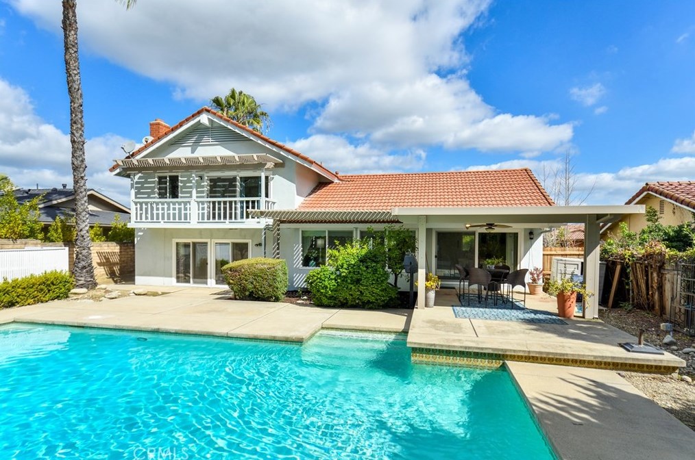 630 Country Hills Dr, La Habra CA  90631-7631 exterior