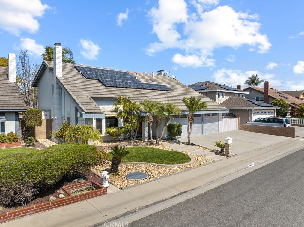 8555 Garfield Ave, Santa Ana, CA 92708