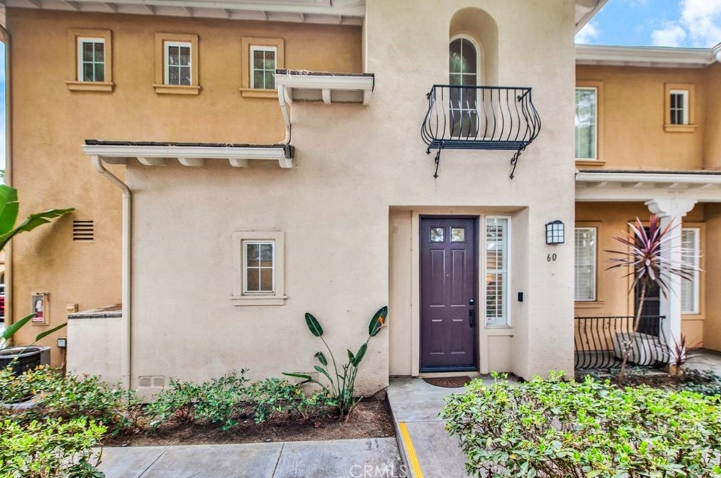 60 Salton, Irvine, CA 92602-2425