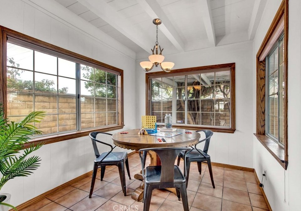 2838 Orange Grv Ave, Orange CA 92867-7346 exterior