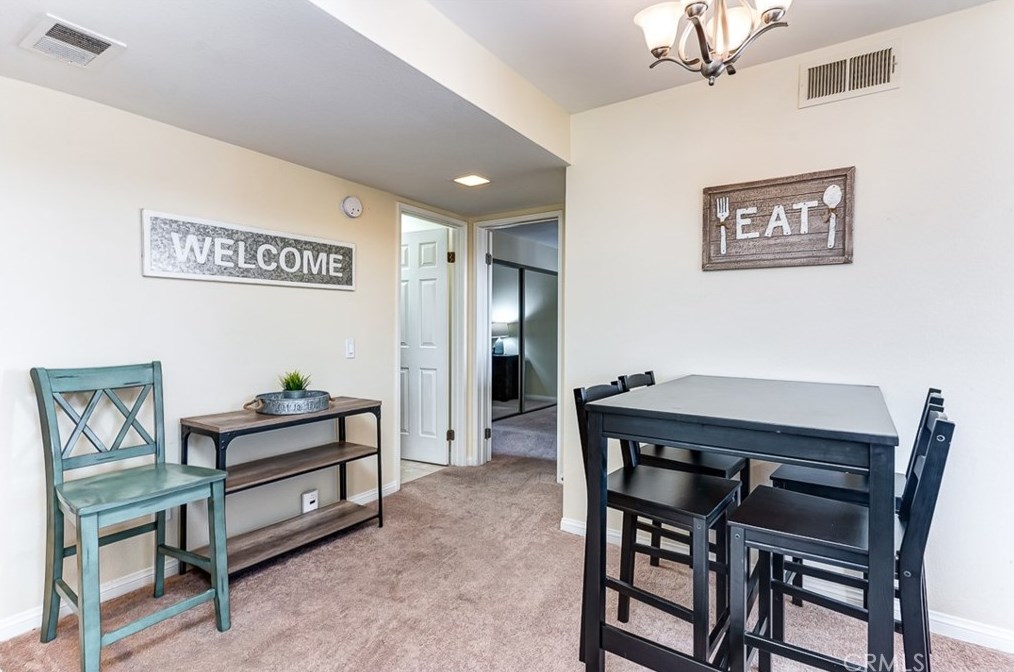 1329 Massachusetts Ave #201, Riverside, CA 92507