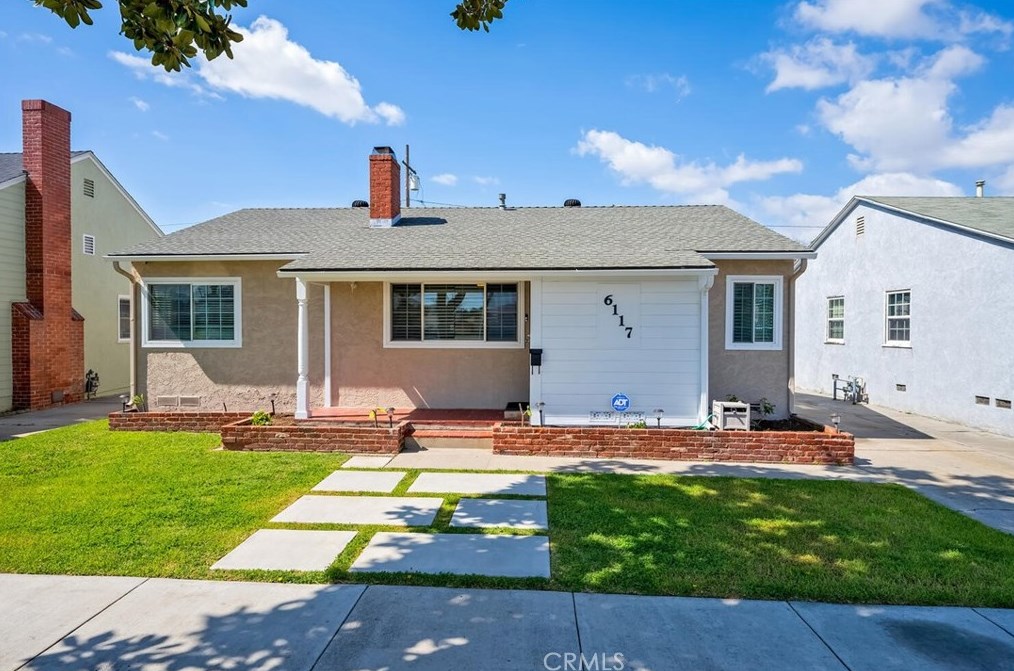 6117 Lakewood Blvd, Lakewood, CA 90712