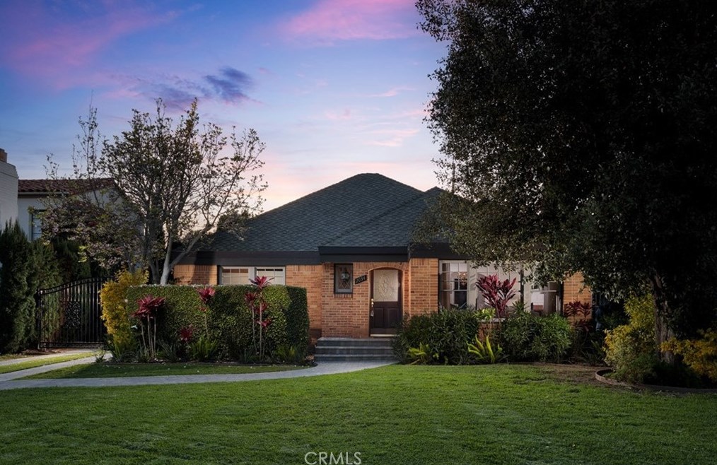 2034 N Ross St, Santa Ana, CA 92706