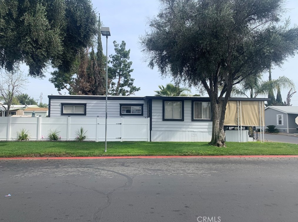 350 E San Jacinto Ave #112, Perris, CA 92571