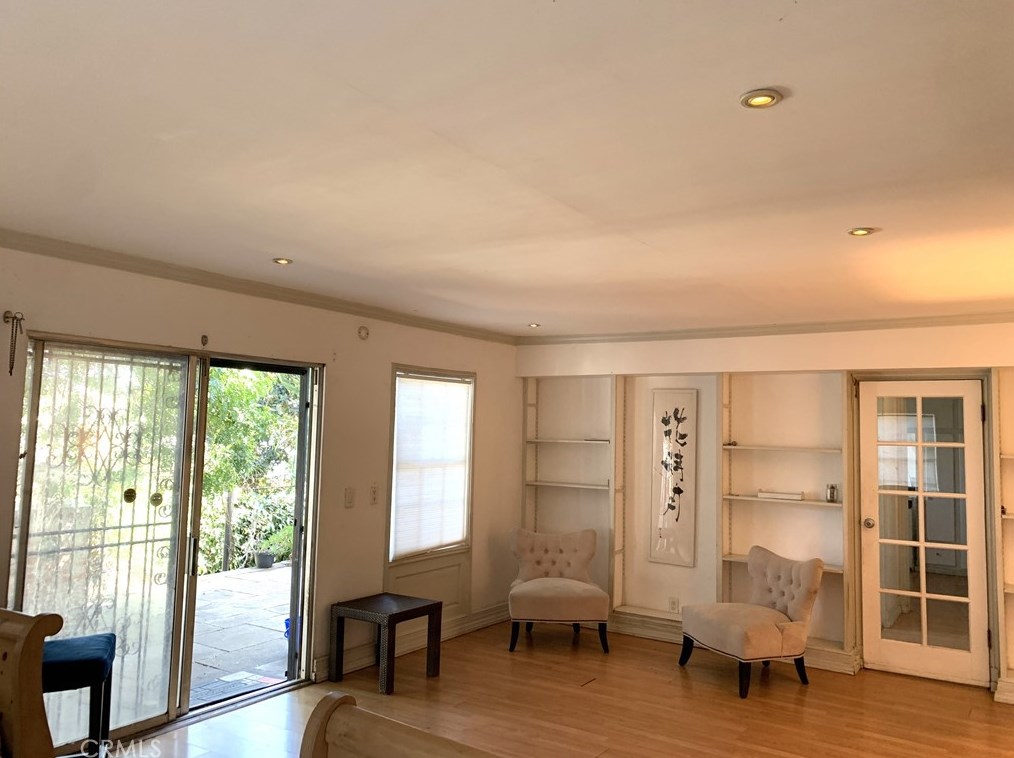 2555 5th St, Los Angeles CA  90057-1900 exterior