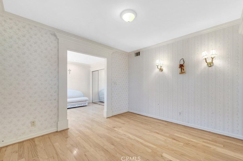 1027 Marjan St, Anaheim CA  92806-5034 exterior