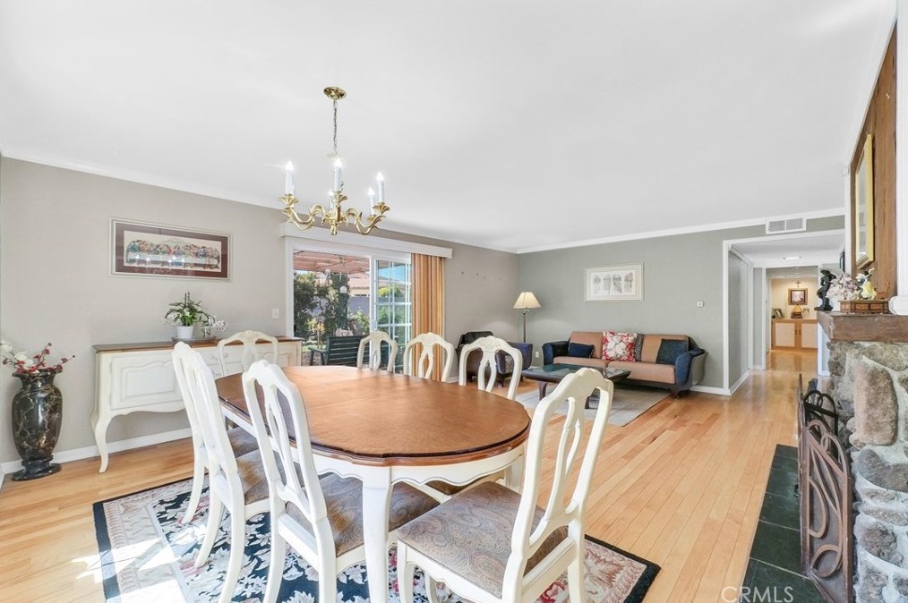 1027 Marjan St, Anaheim CA  92806-5034 exterior