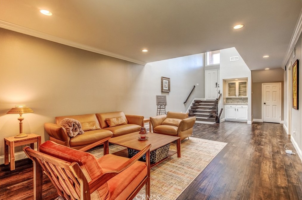 534 Riviera Ct, Fullerton, CA 92835