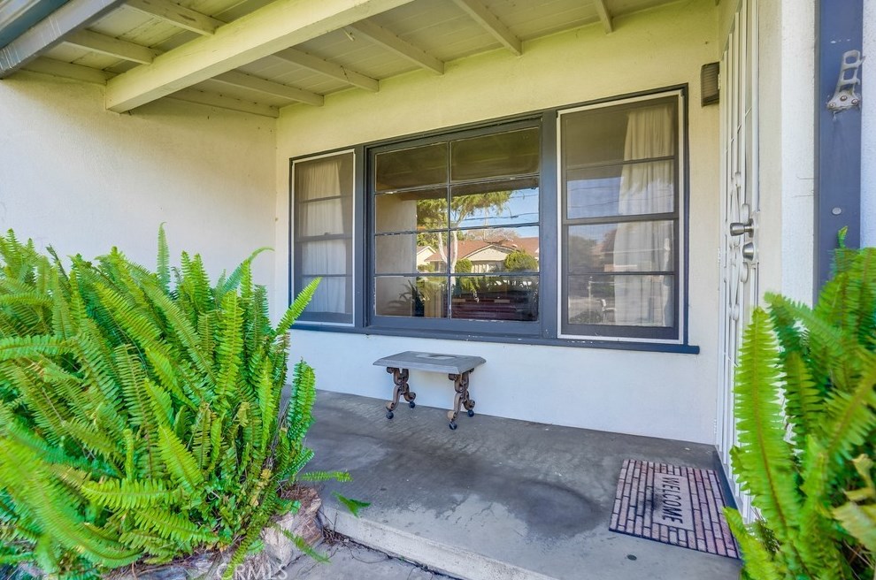 213 W Lincoln Ave, Montebello, CA 90640