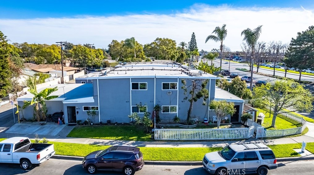 2131 Fairview St, Santa Ana, CA 92704-4551