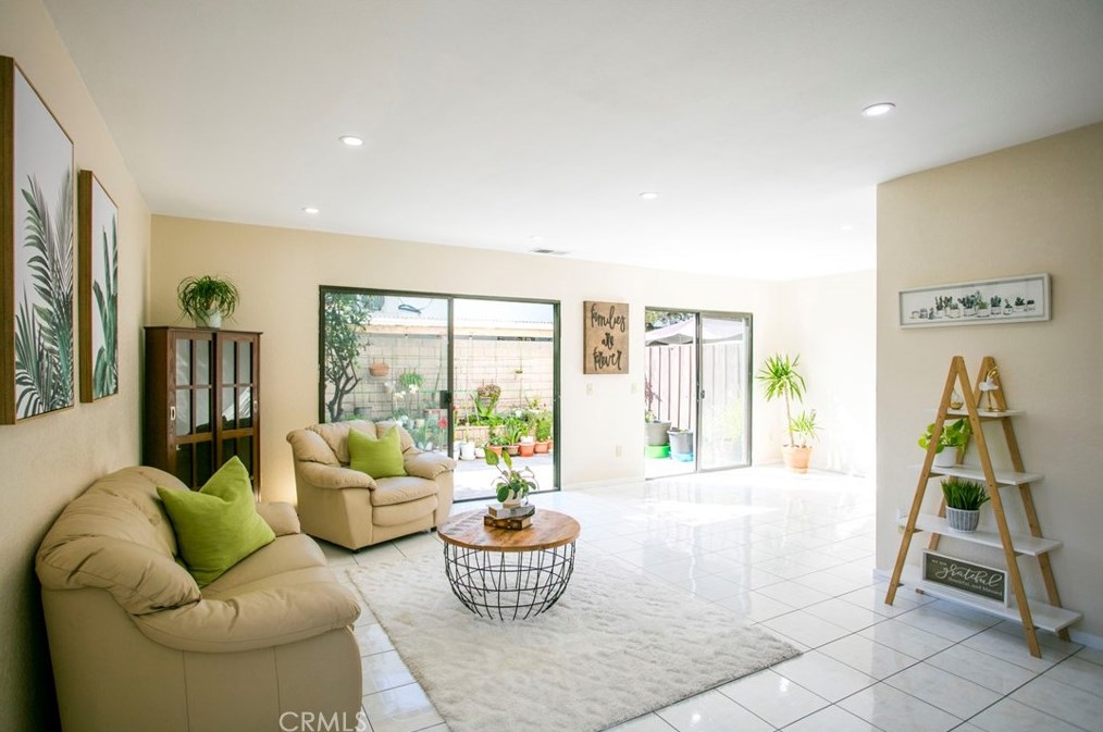 13471 Pepperdine Ln, Garden Grove, CA 92844