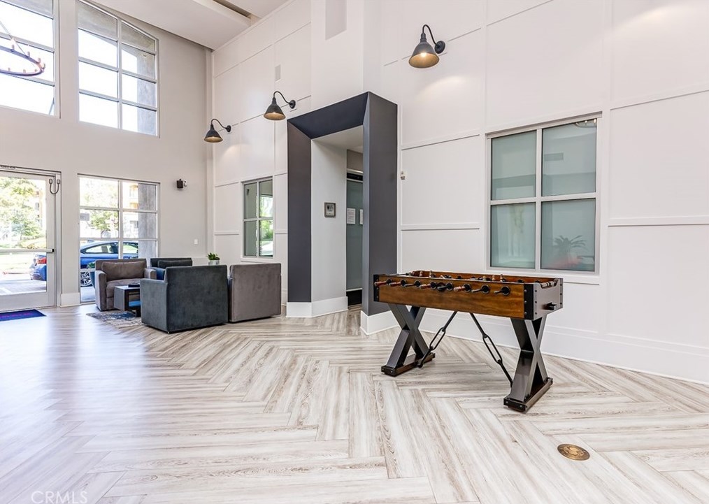 2330 Scholarship, Irvine CA  92612-5683 exterior
