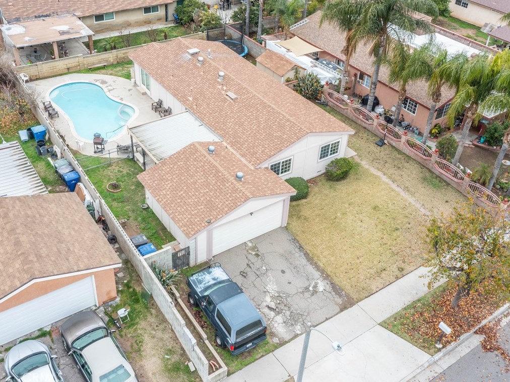 3440 Torrey St, Riverside, CA 92503-5161