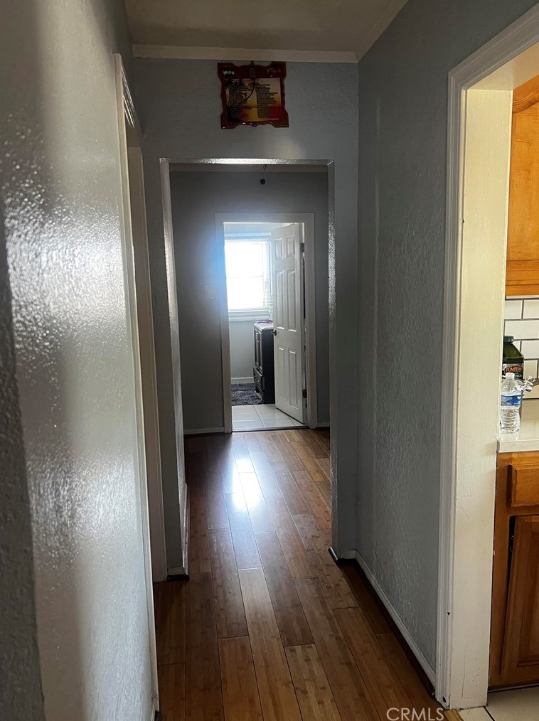 340 83rd St, Los Angeles CA  90003-3002 exterior
