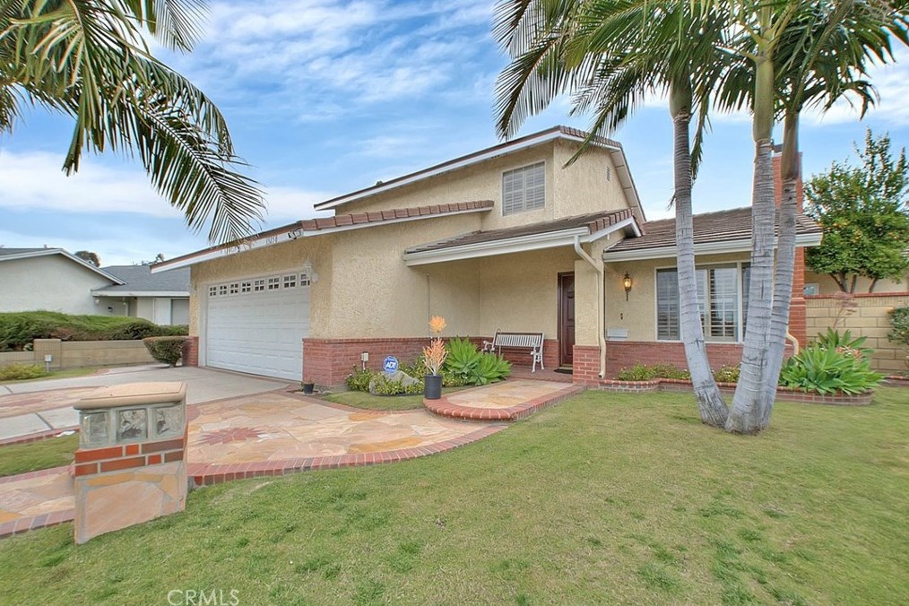 13258 Essex Pl, Artesia, CA 90703-6144