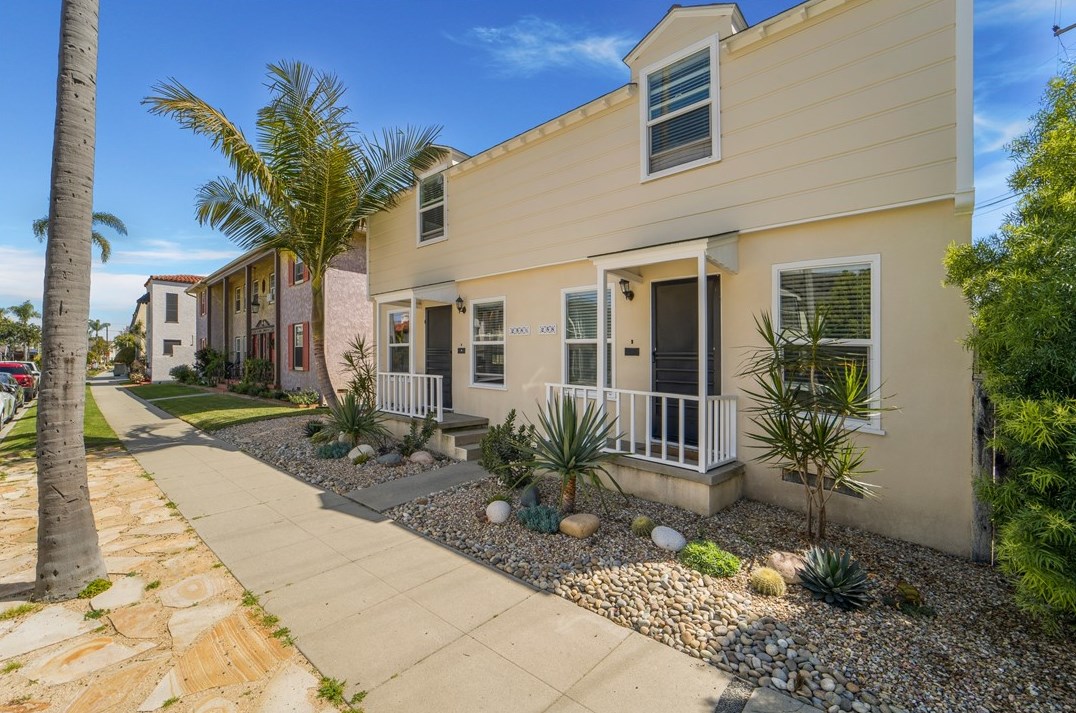 258 Glendora Ave, Long Beach CA  90803-3507 exterior