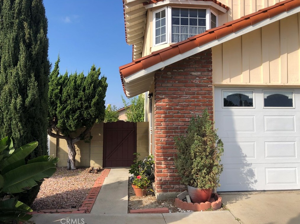 11685 Gladstone Cir, Santa Ana, CA 92708