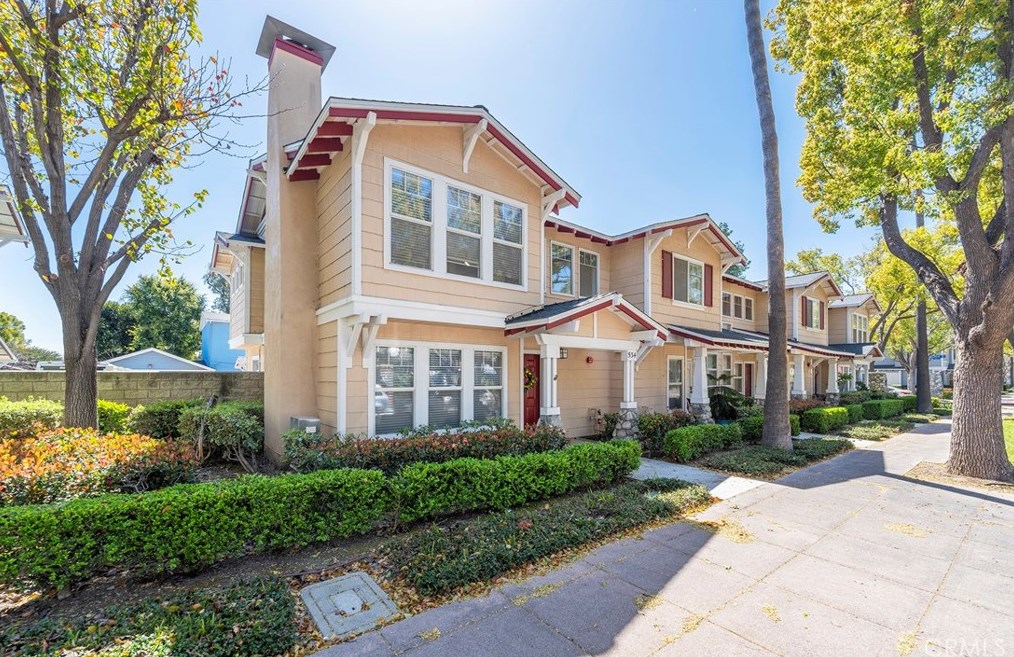 534 Center St, Anaheim, CA 92805-3246