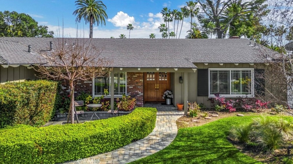 232 Glenwood Ave, Fullerton, CA 92832-1228