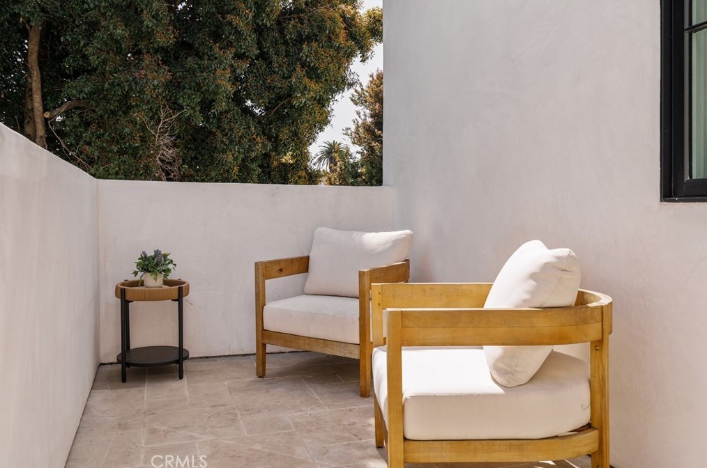 3706 Barry Ave, Los Angeles CA  90066-3204 exterior