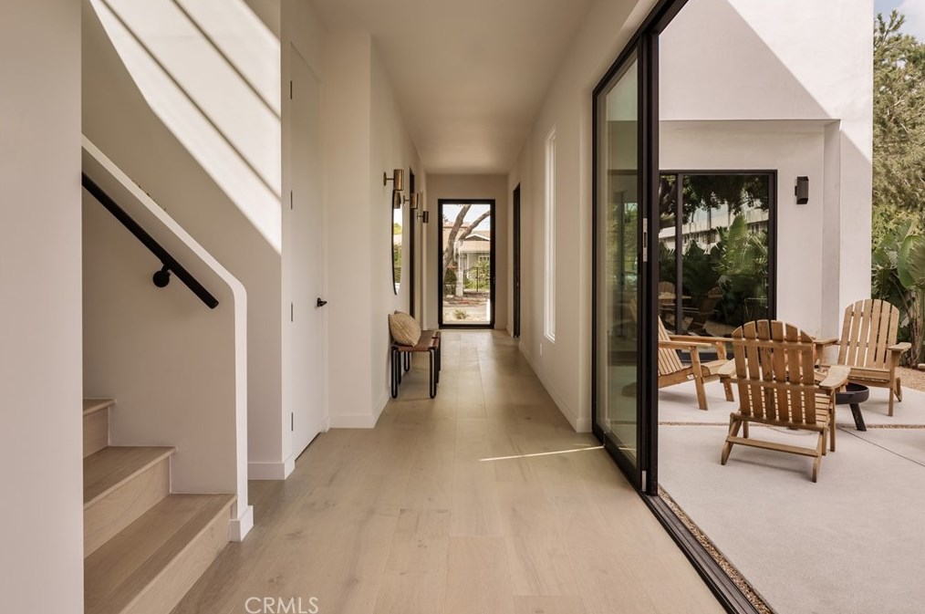 3706 Barry Ave, Los Angeles CA  90066-3204 exterior