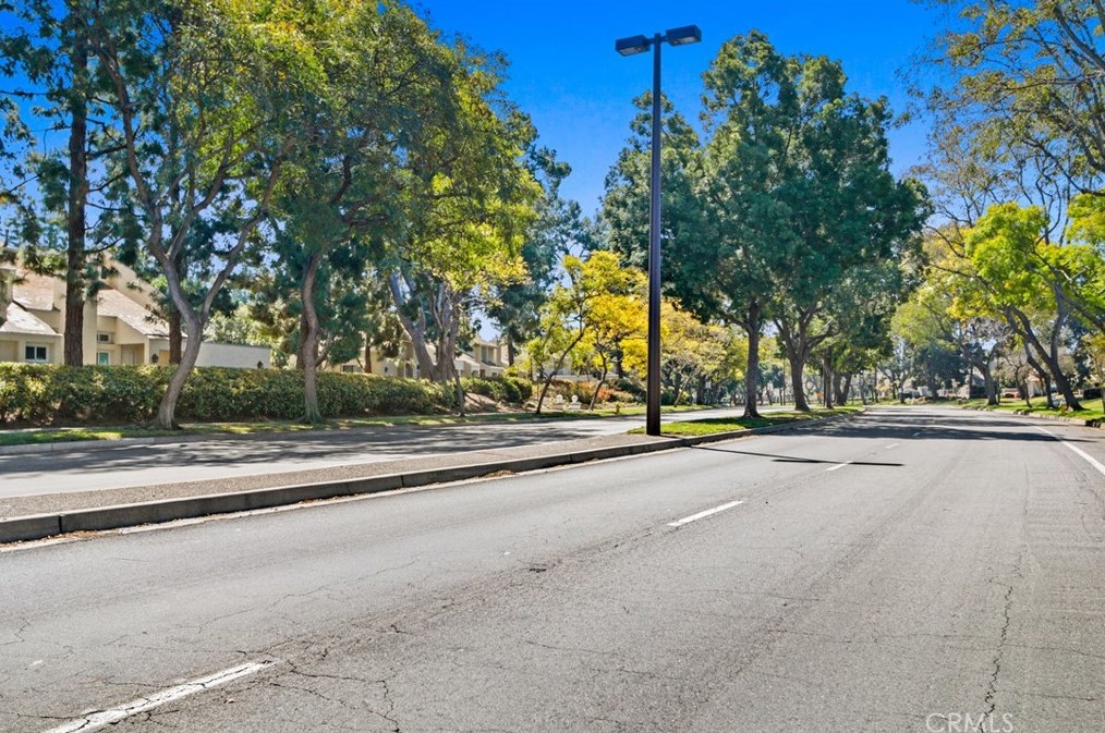 79 Rockwood, Irvine CA  92614-7900 exterior