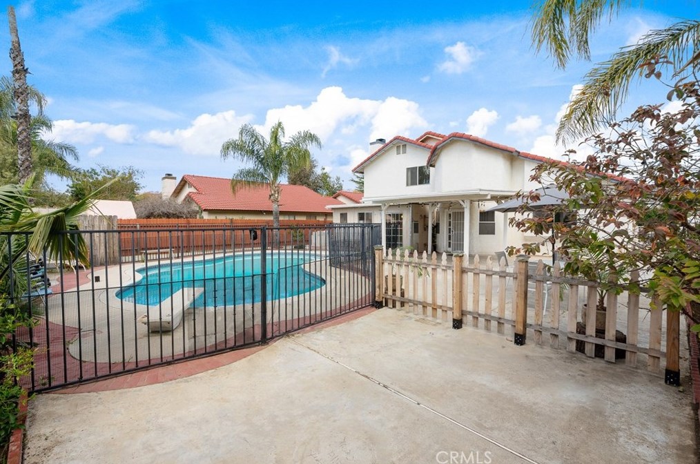 26463 Petaluma Ave, Moreno Valley CA  92555-2464 exterior