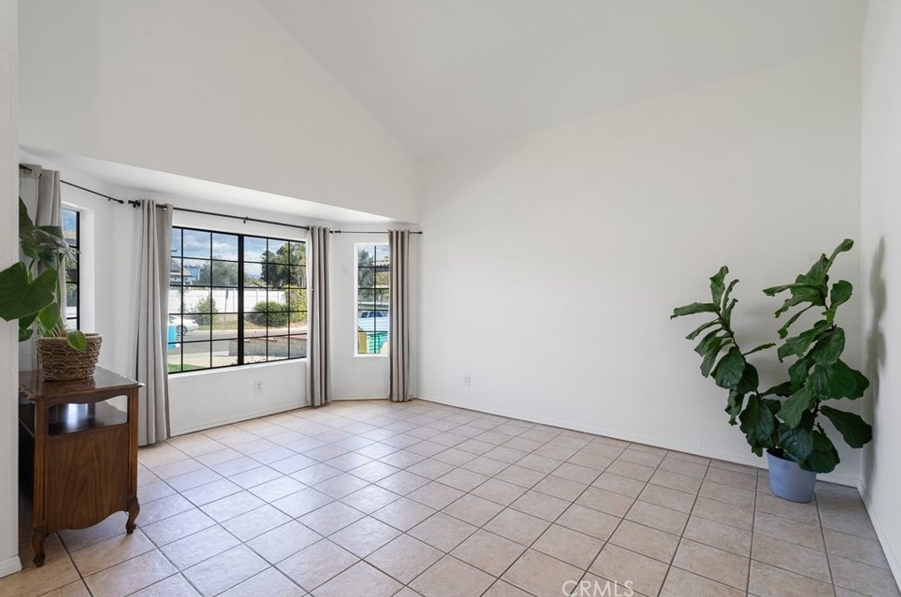 26463 Petaluma Ave, Moreno Valley CA  92555-2464 exterior