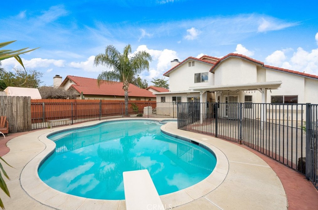 26463 Petaluma Ave, Moreno Valley CA  92555-2464 exterior