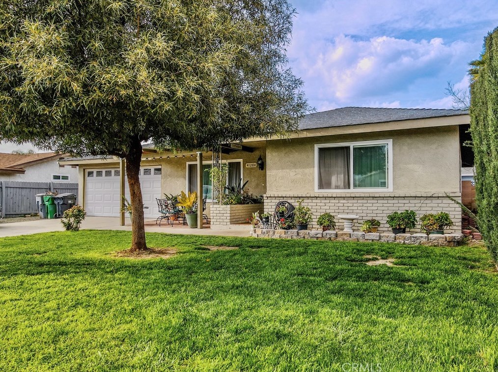 41284 Mayberry Ave, Hemet, CA 92544-6380